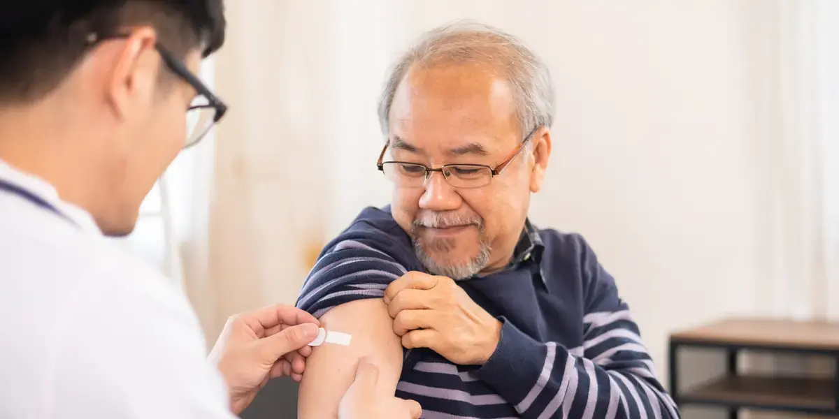 Shingles Vaccine Linked to Lower Dementia Risk in Nursing Home Residents